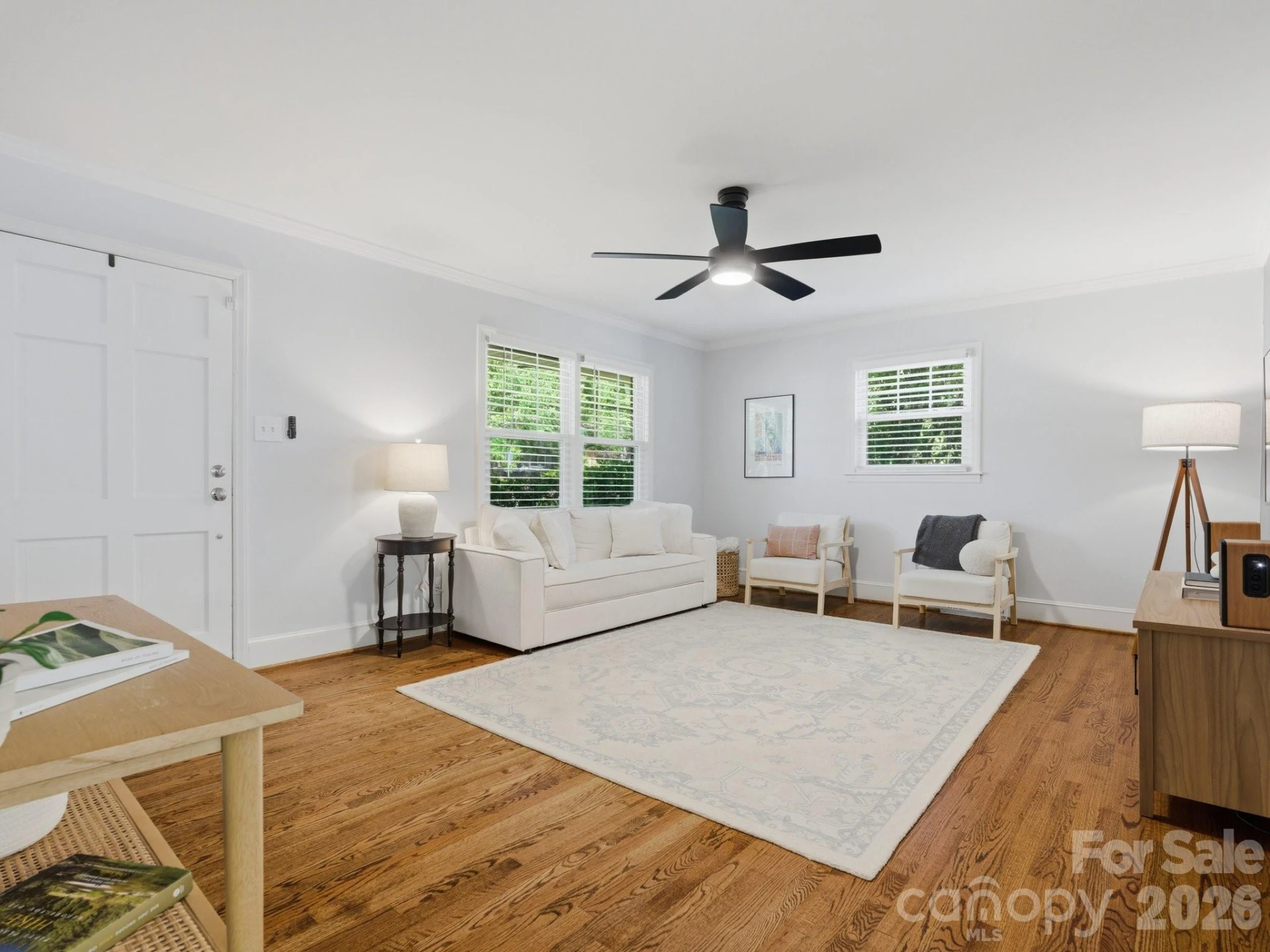 1534 Edgewater Drive - Photo 7