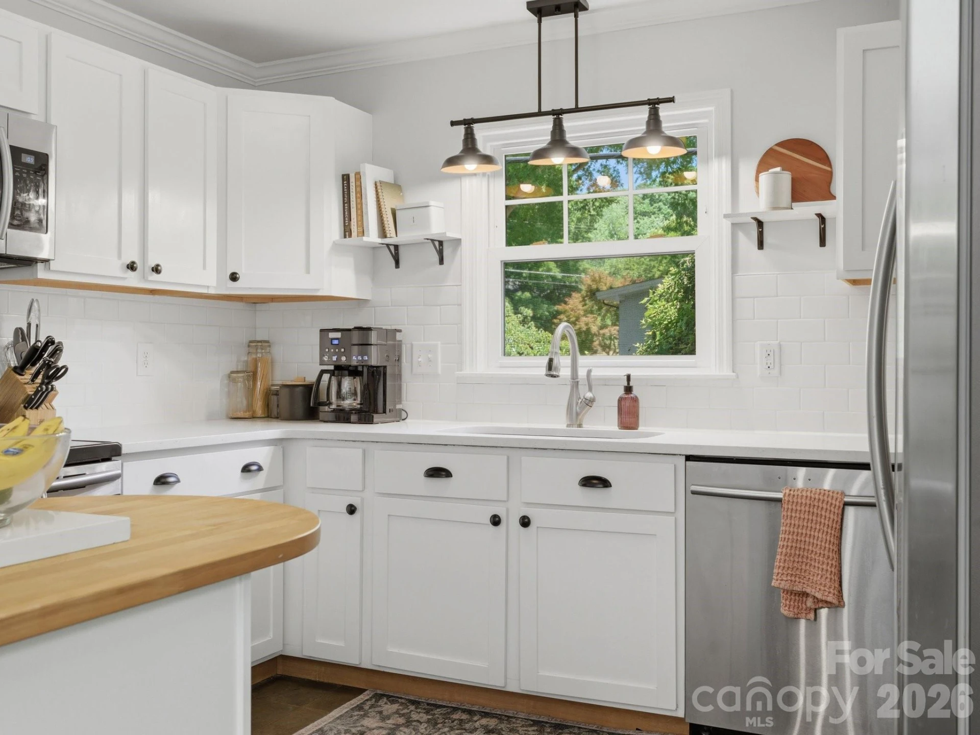 1534 Edgewater Drive - Photo 10