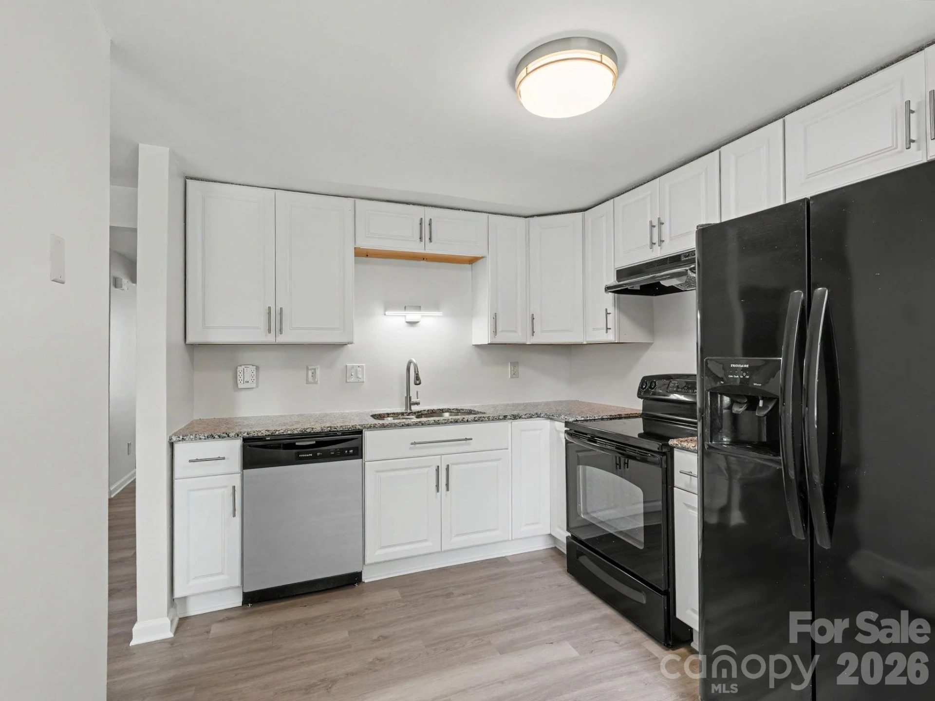 9416 Lexington Circle - Photo 12