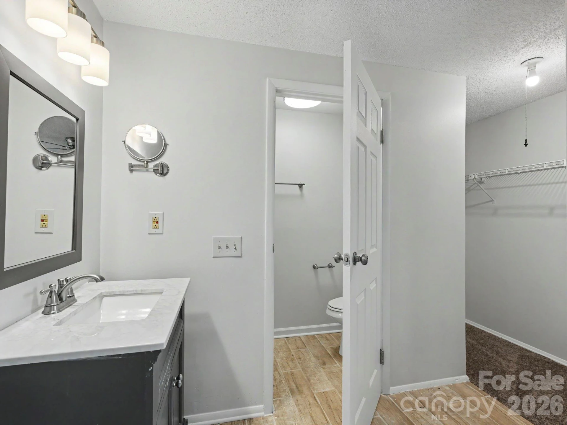9416 Lexington Circle - Photo 15
