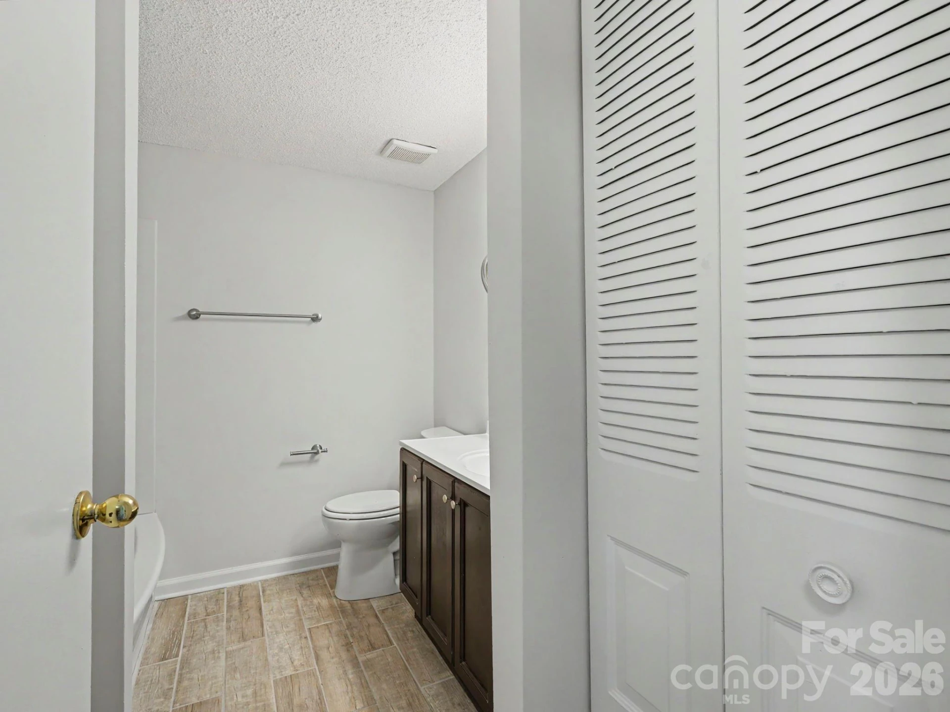 9416 Lexington Circle - Photo 17