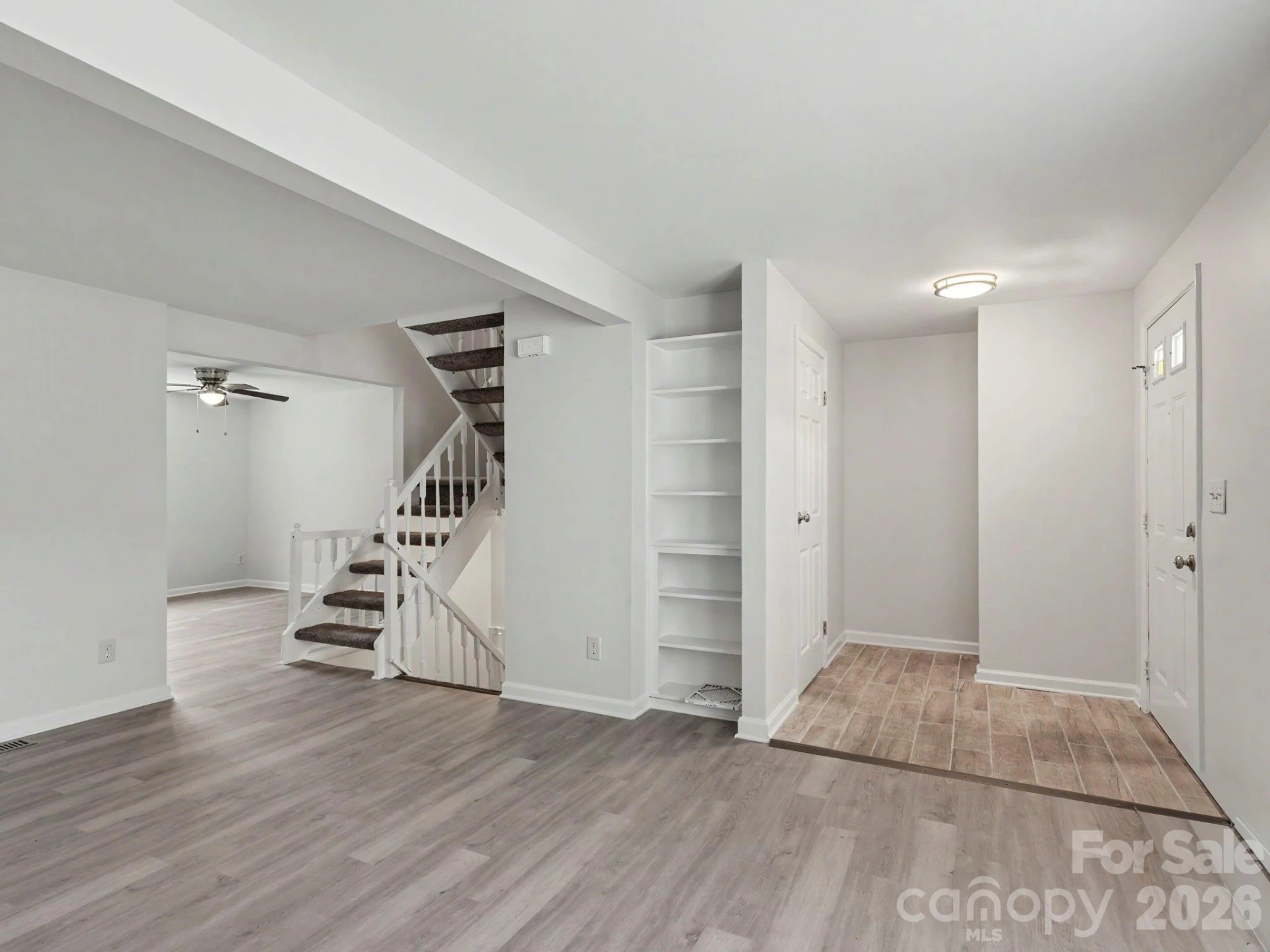 9416 Lexington Circle - Photo 8