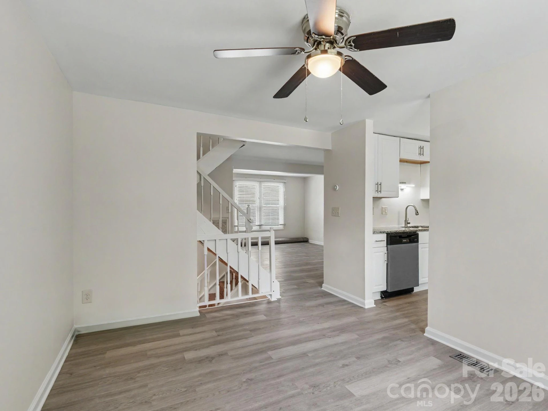 9416 Lexington Circle - Photo 10