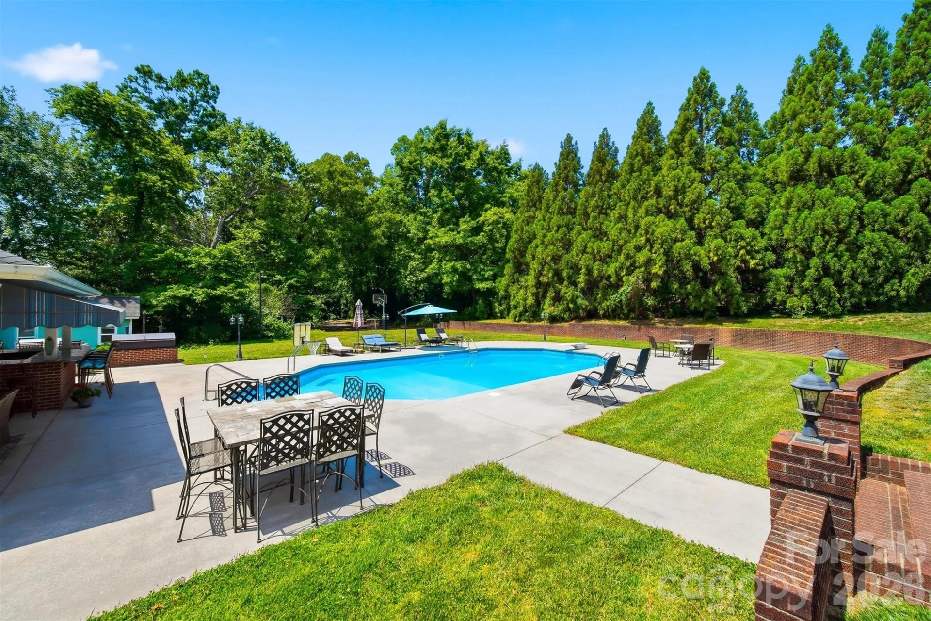 1013 14th Avenue Drive - Photo 39