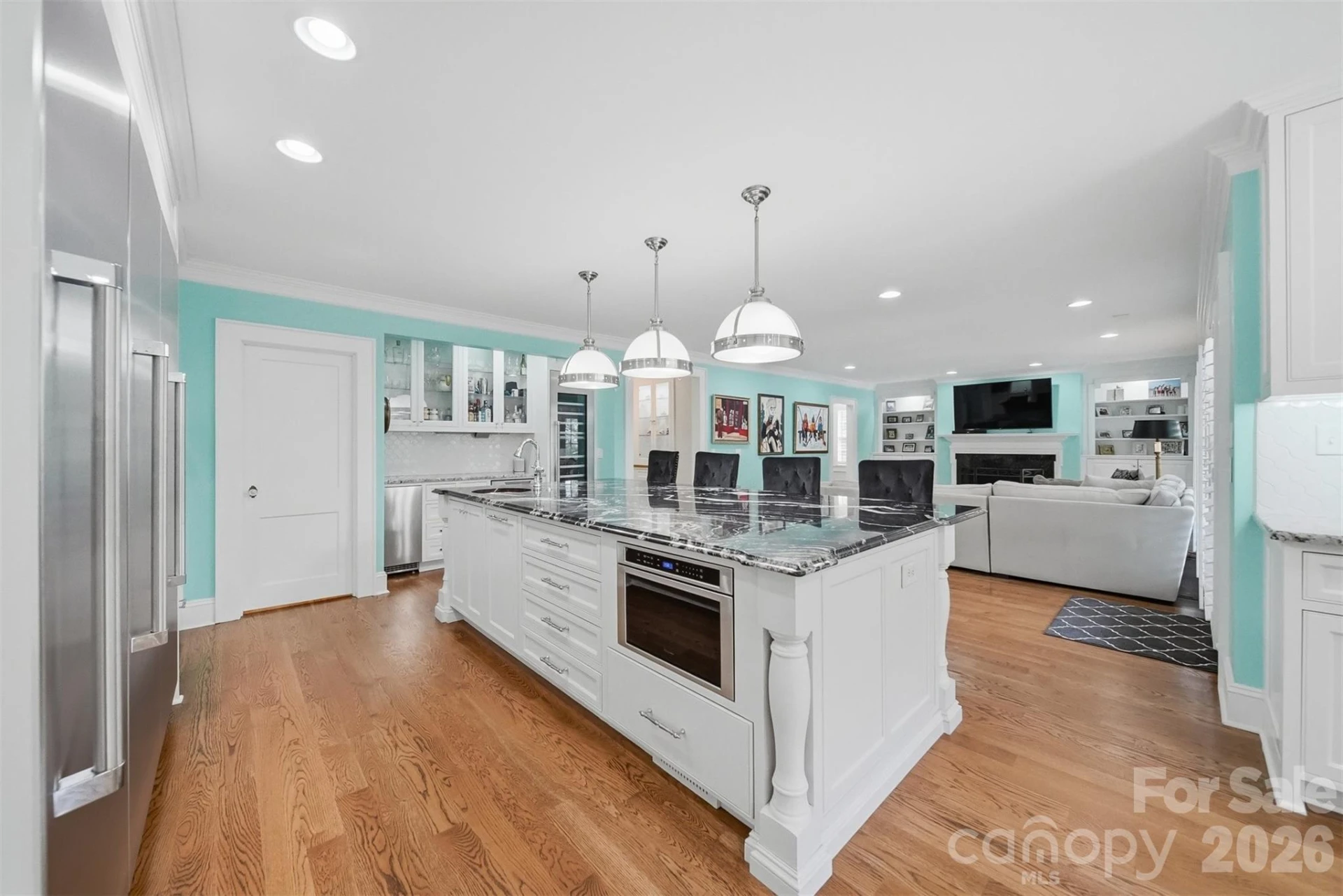 1013 14th Avenue Drive - Photo 5