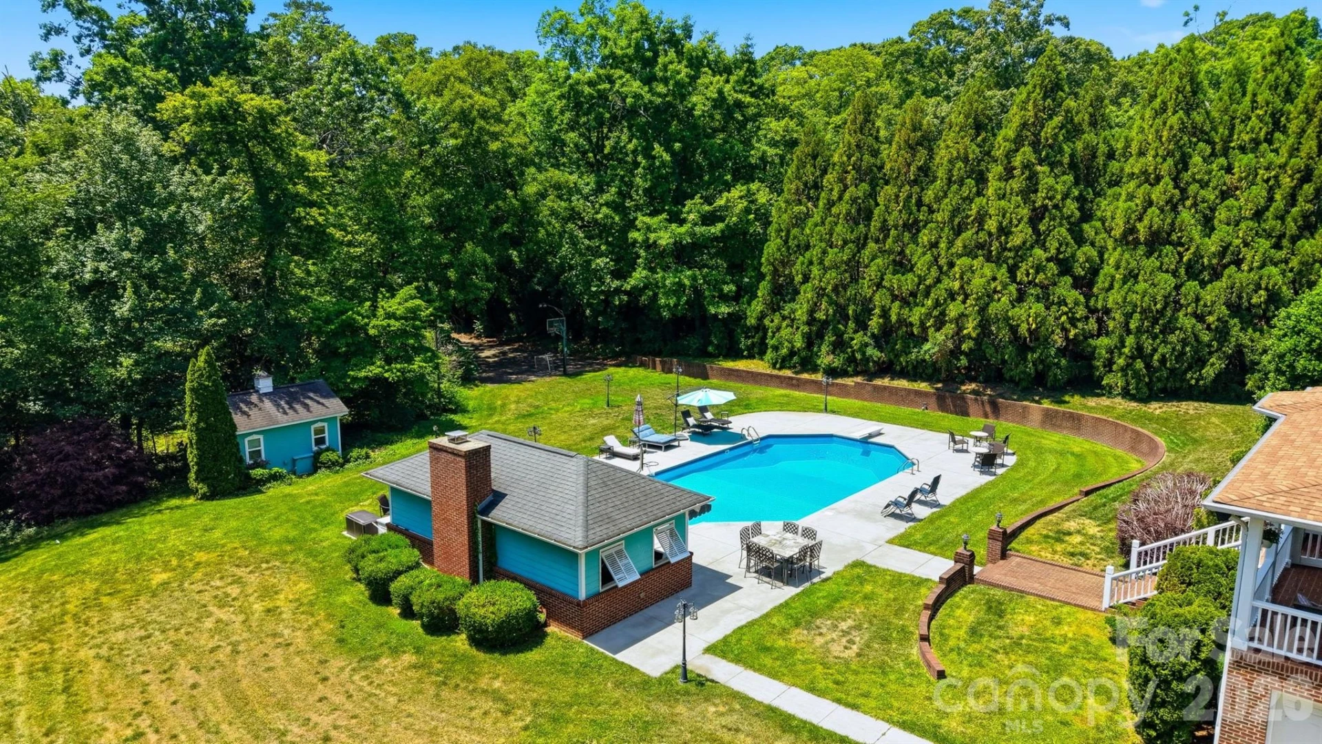 1013 14th Avenue Drive - Photo 43