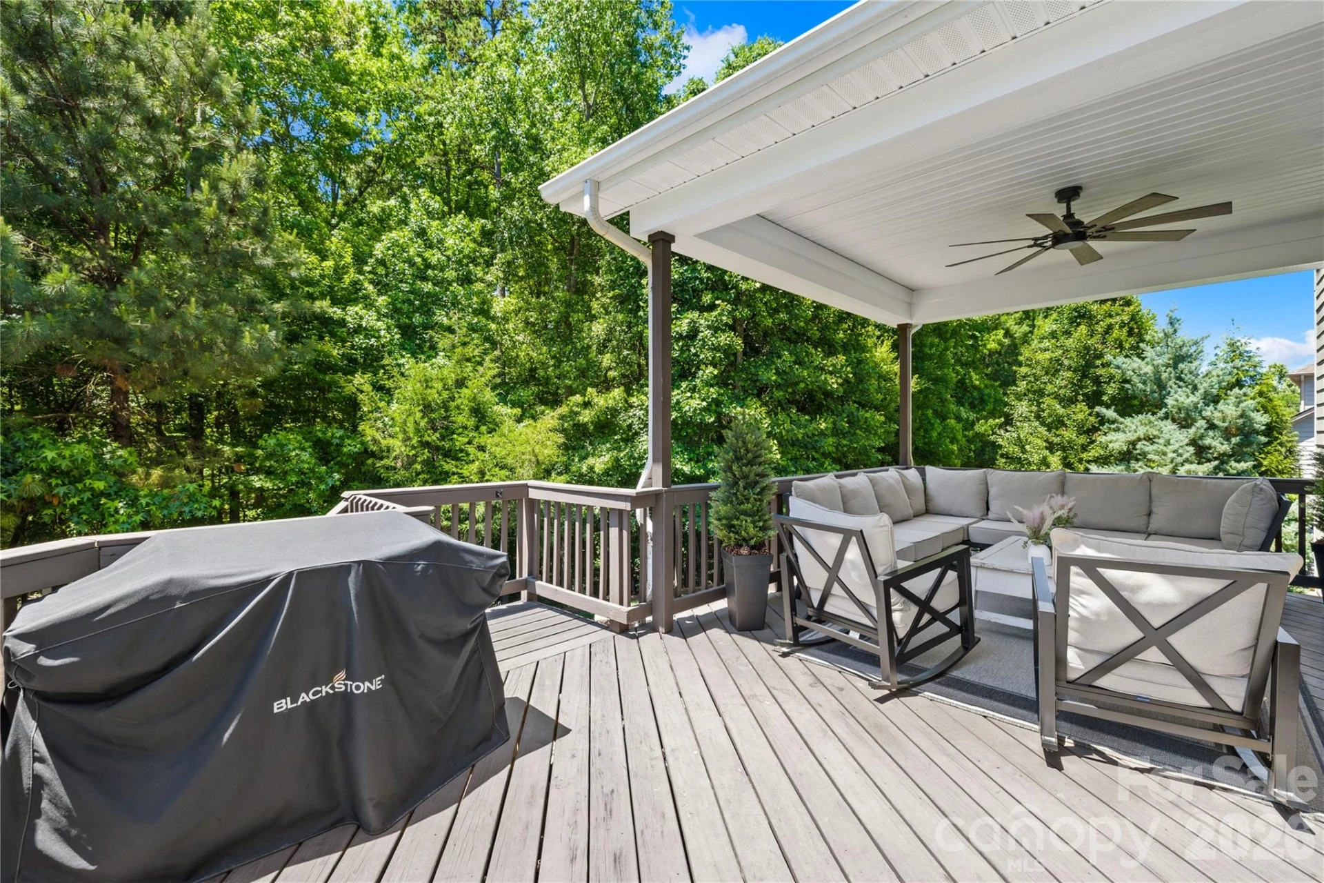 2105 Madeira Circle - Photo 40