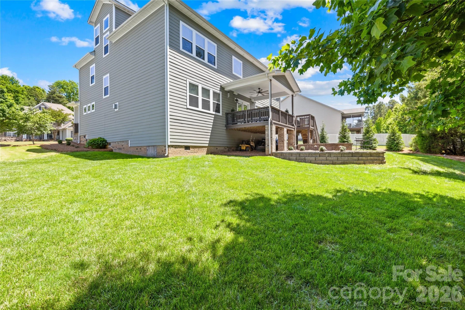 2105 Madeira Circle - Photo 43