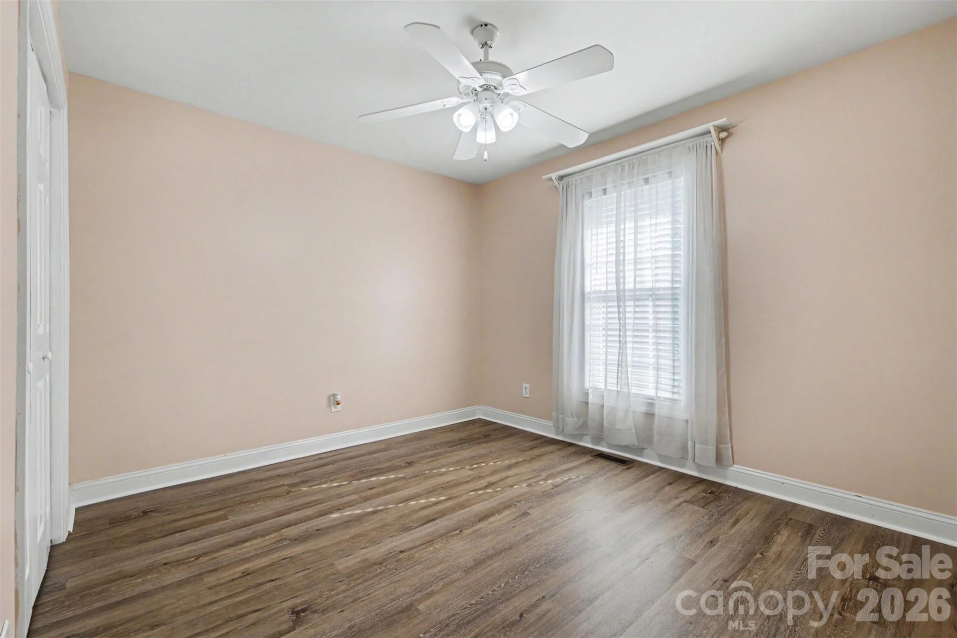 809 Robertson Road - Photo 18
