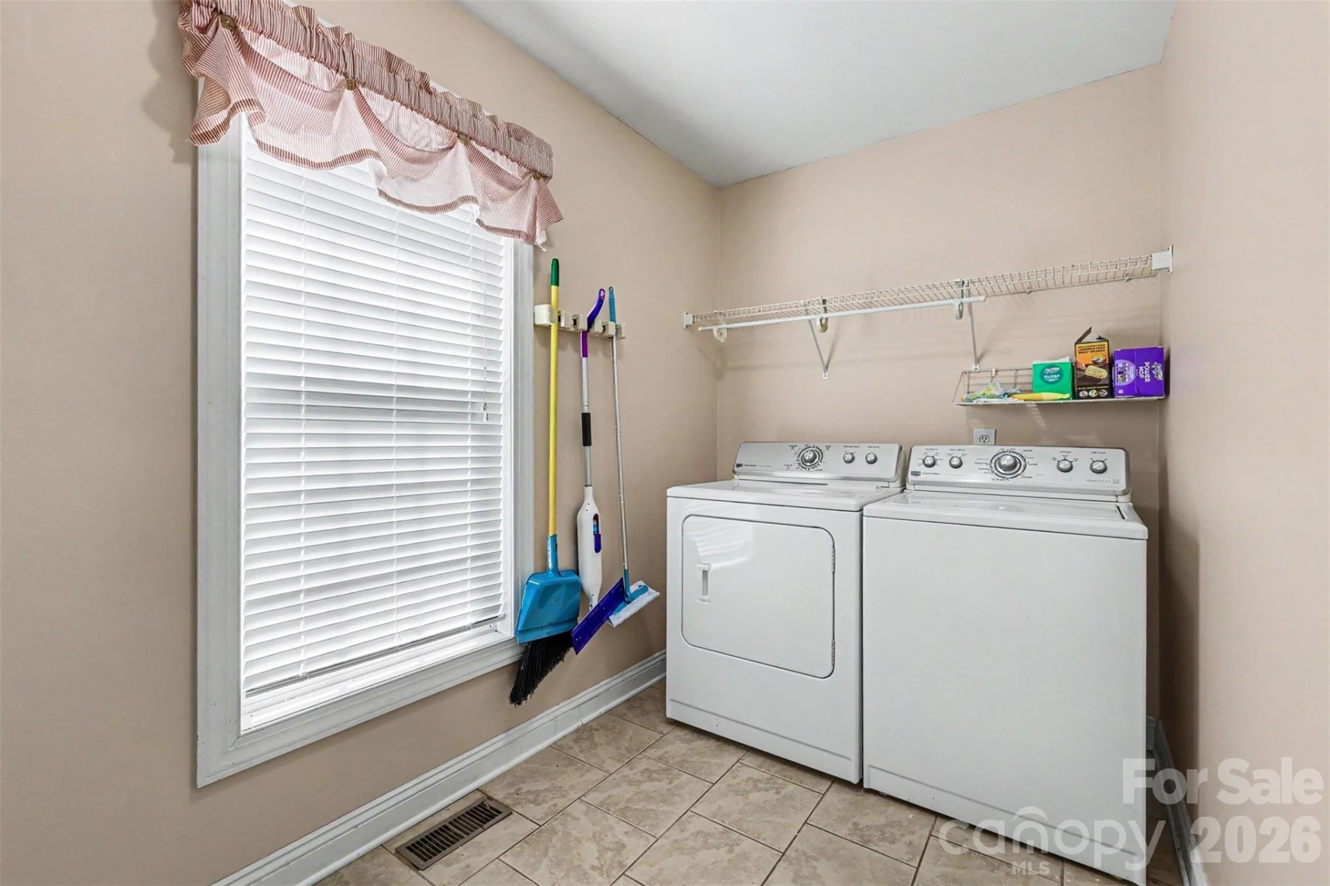 809 Robertson Road - Photo 23