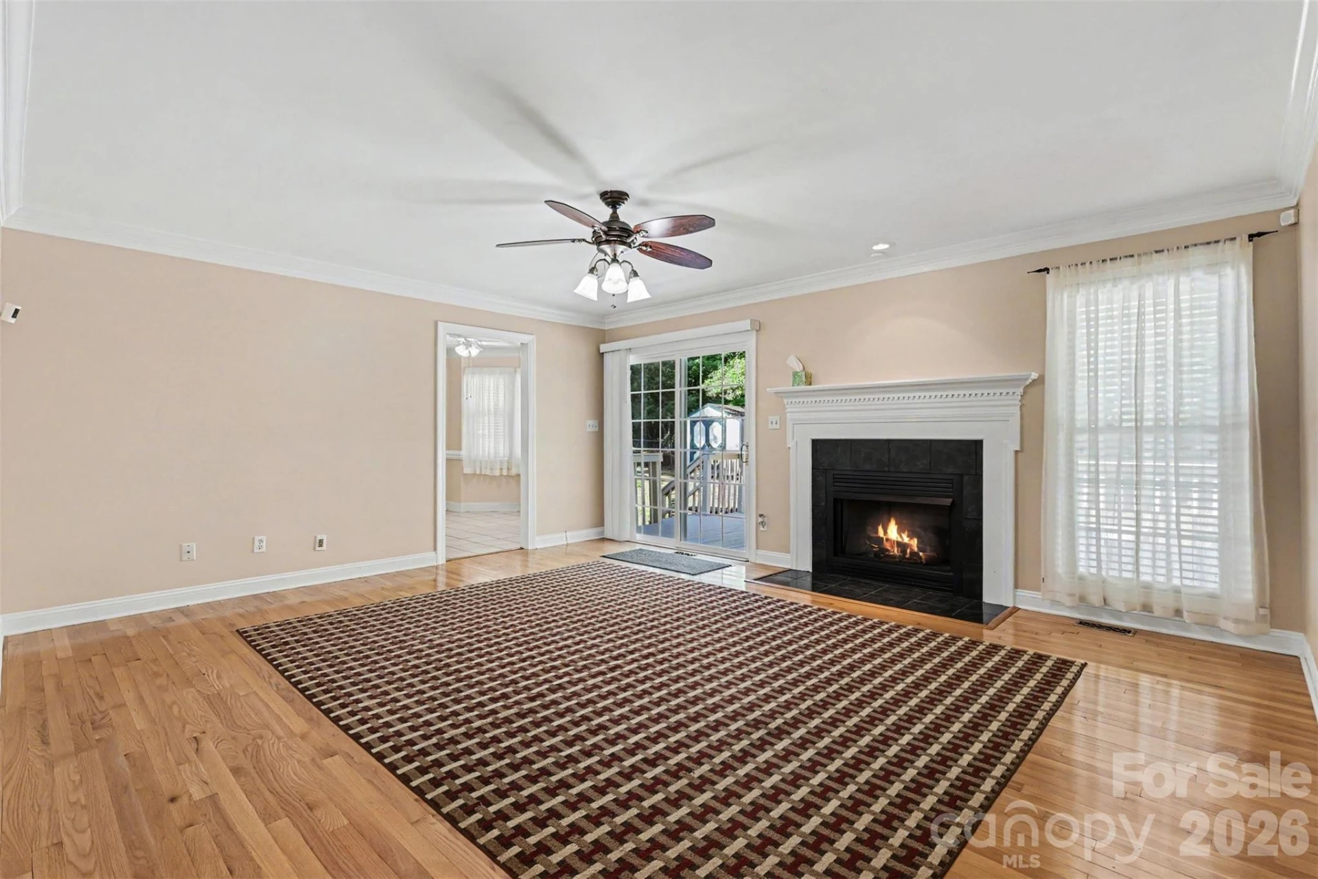 809 Robertson Road - Photo 8