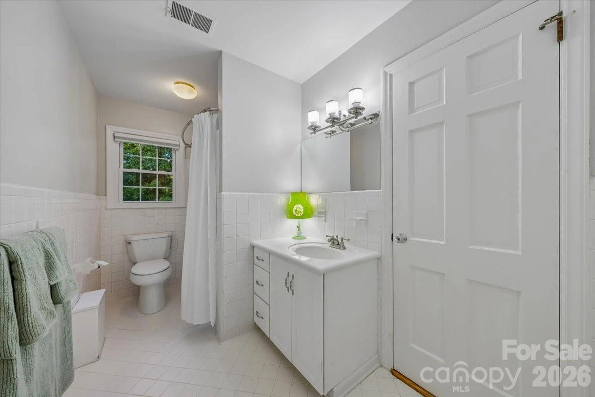 409 Whitestone Road - Photo 32