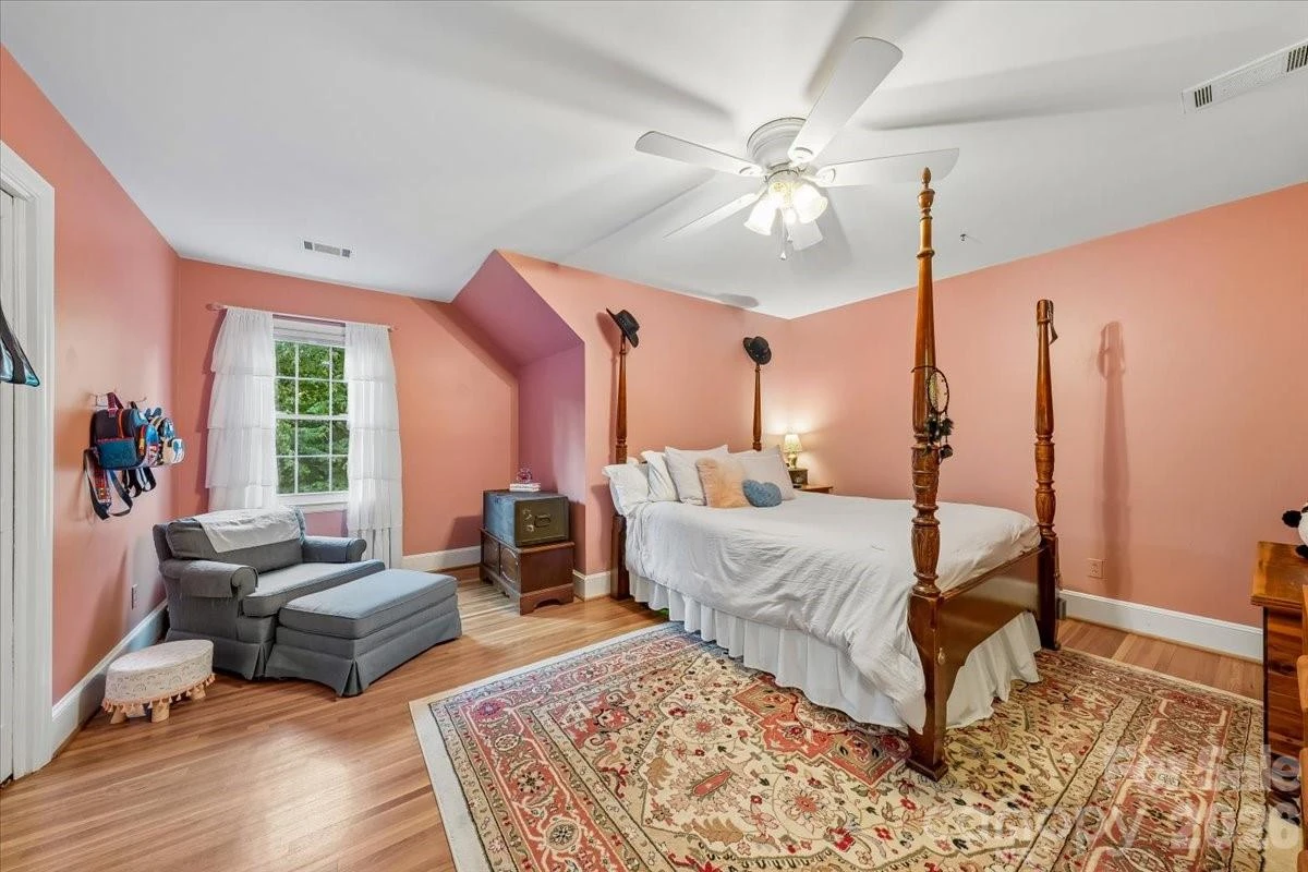 409 Whitestone Road - Photo 33