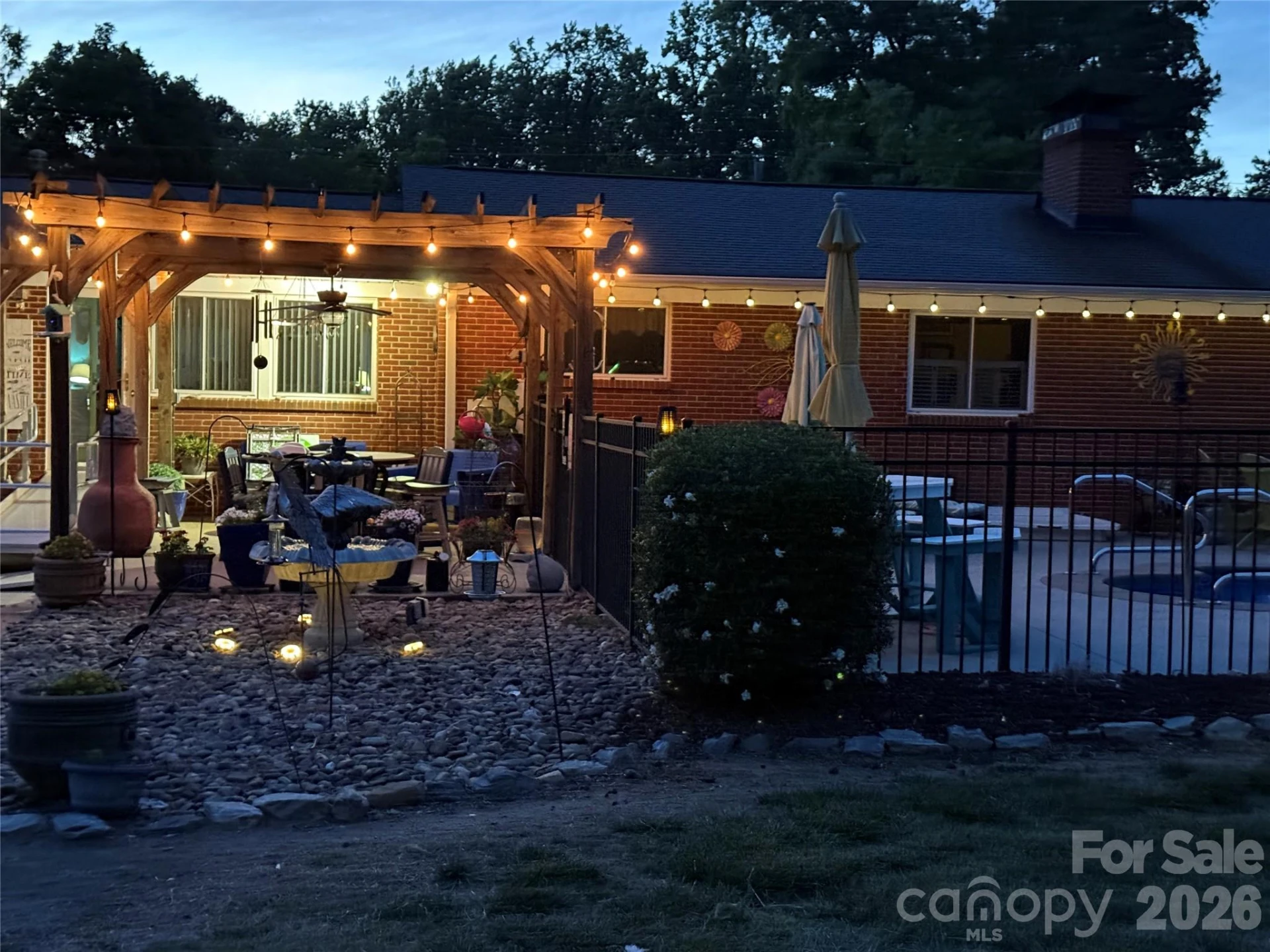 403 Old Post Road - Photo 3