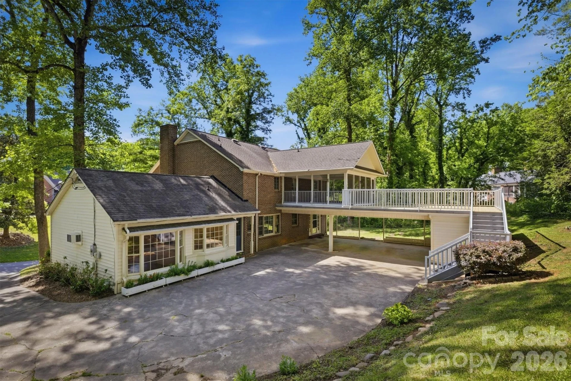 102 Woodland Drive - Photo 10