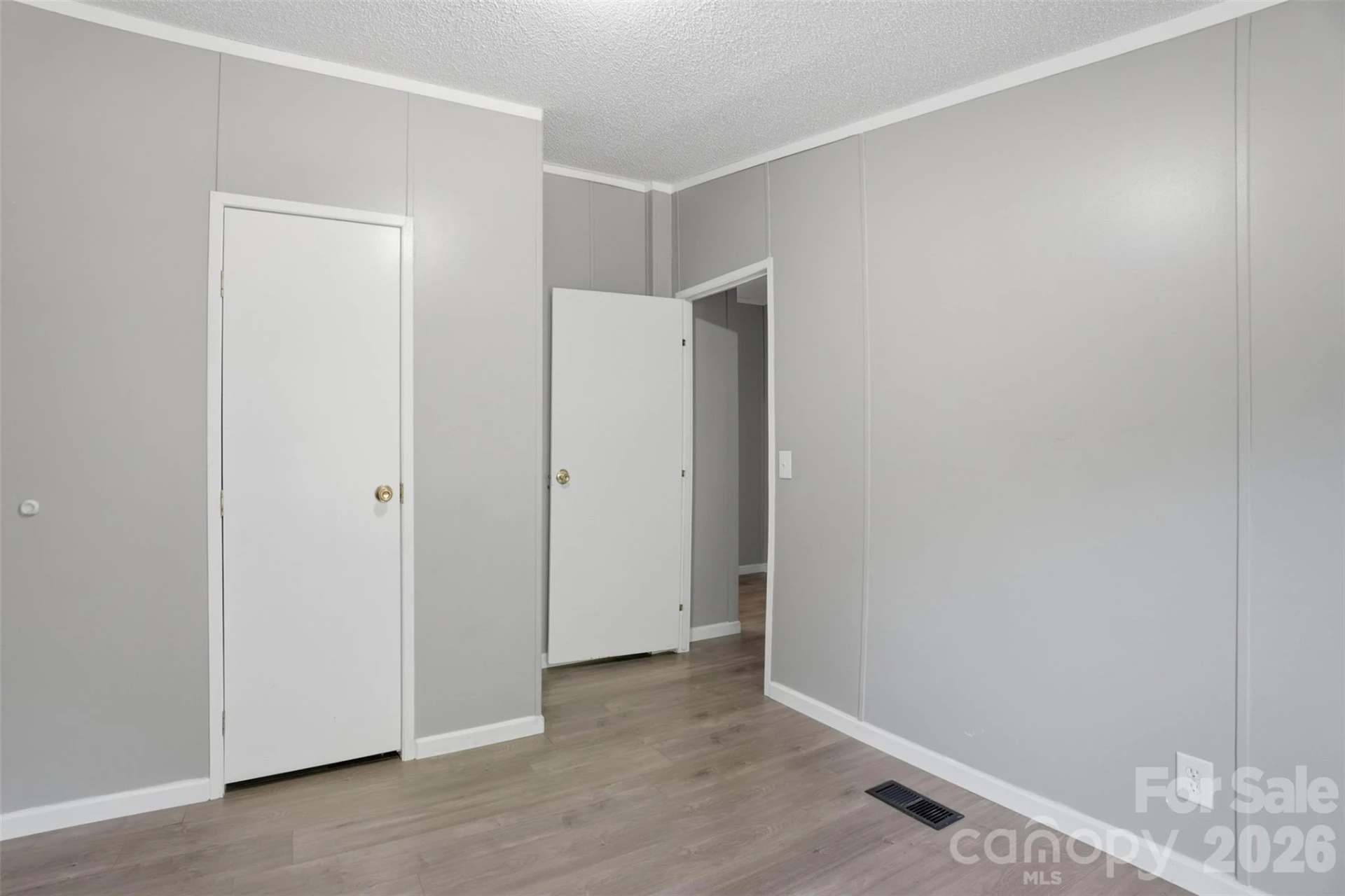 8755 Carroll Street - Photo 20