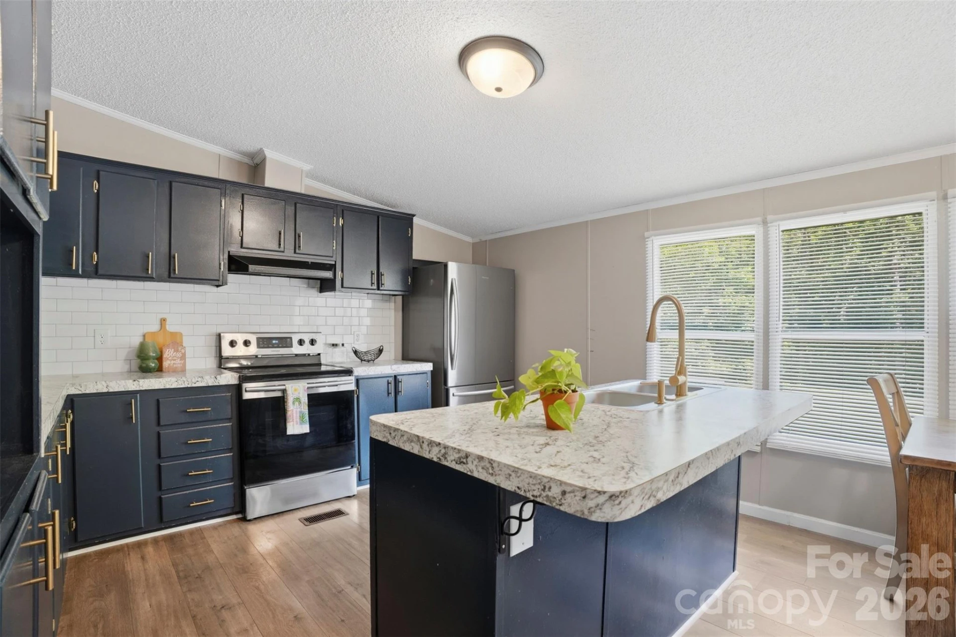 8755 Carroll Street - Photo 5
