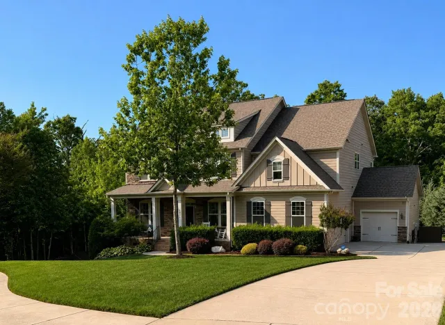 1001 Greenwich Park Drive