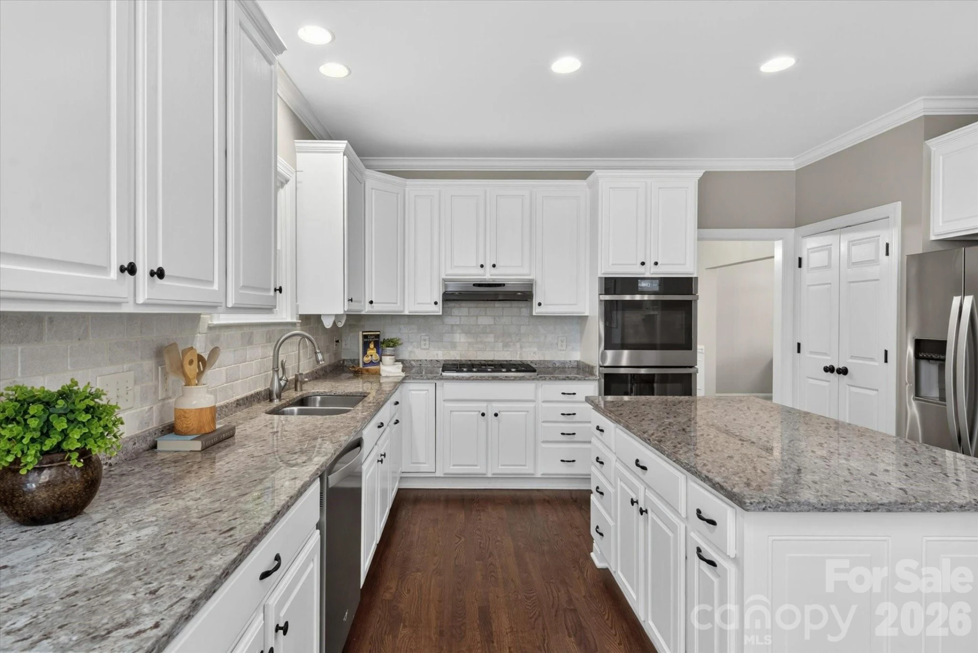 607 Birchwood Drive - Photo 8