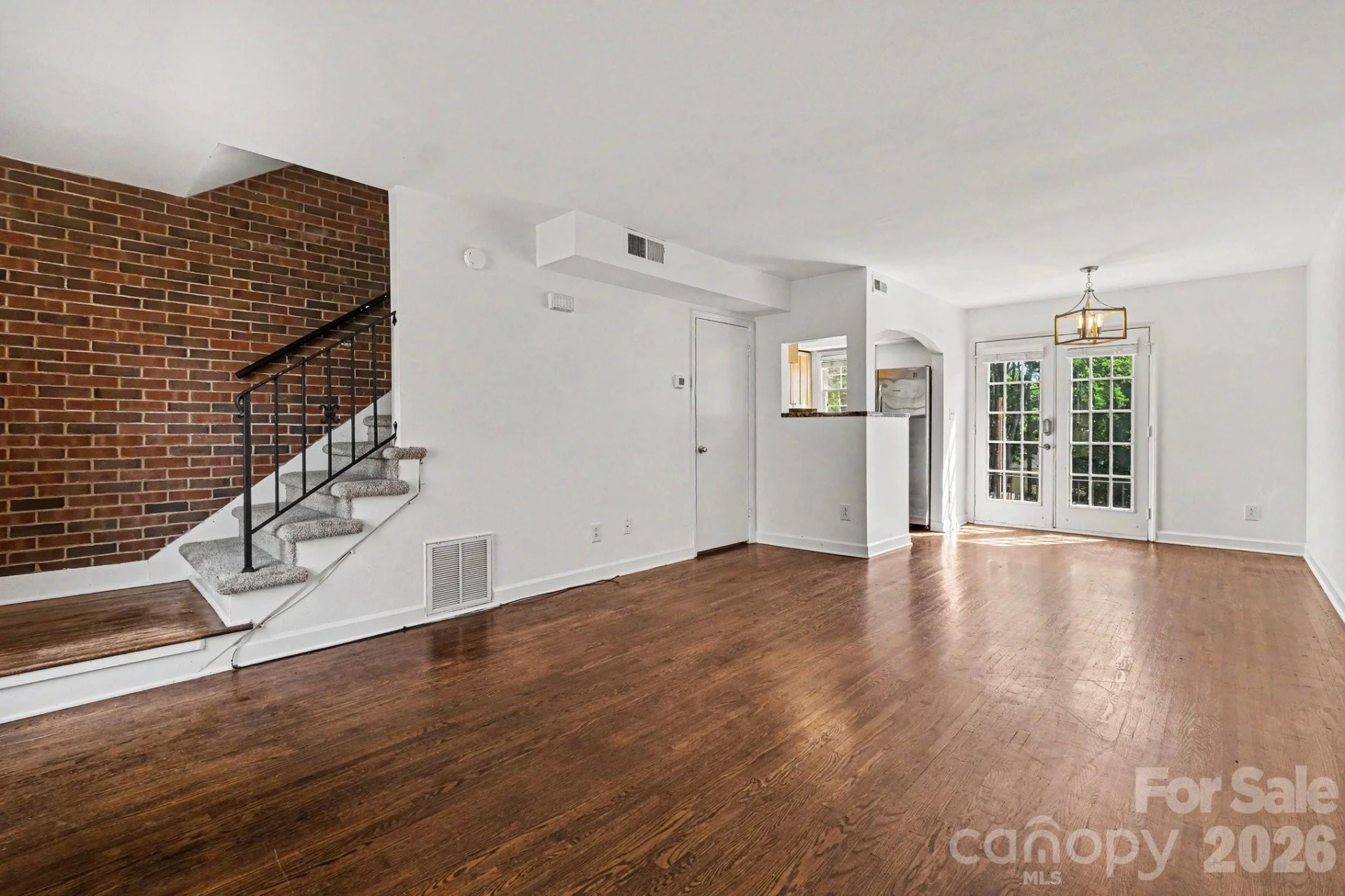 4329 Hathaway Street #B - Photo 4