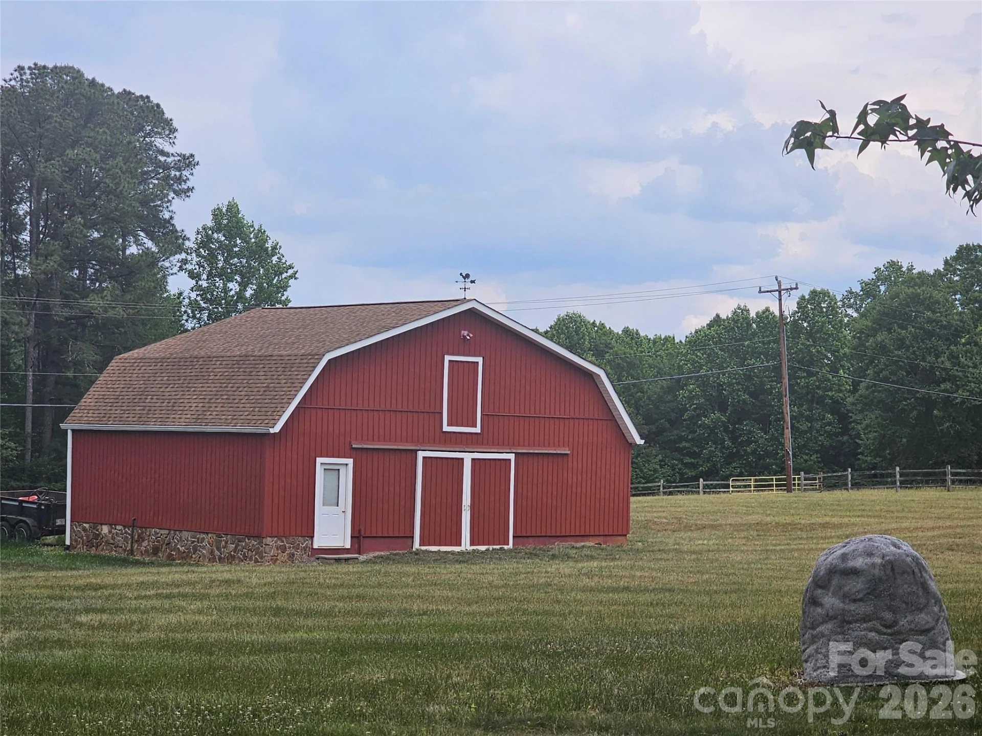 140 Ross Grove Road - Photo 2
