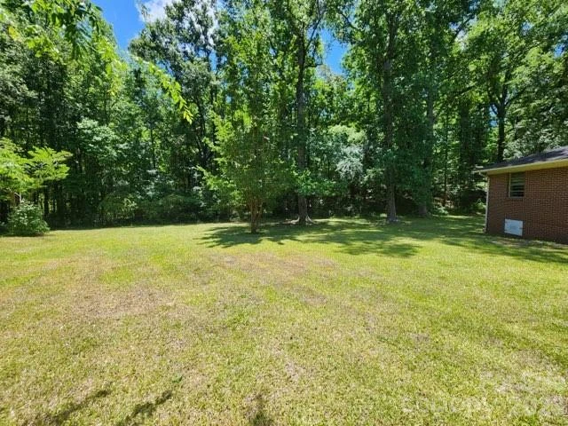 2333 Lynwood Drive - Photo 18