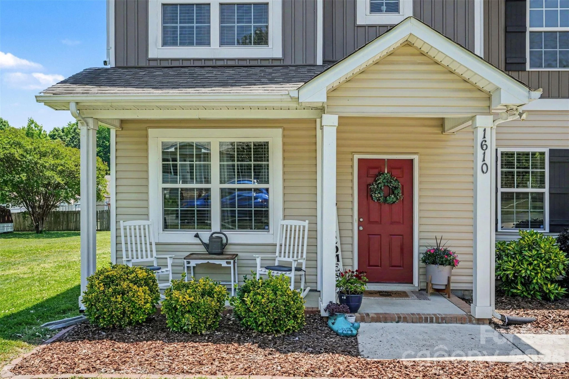 1610 Walter Hasty Road - Photo 3