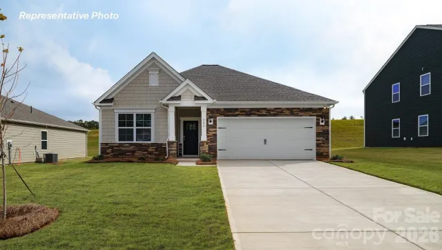 596 17th Avenue Drive, Hickory, NC, 28601