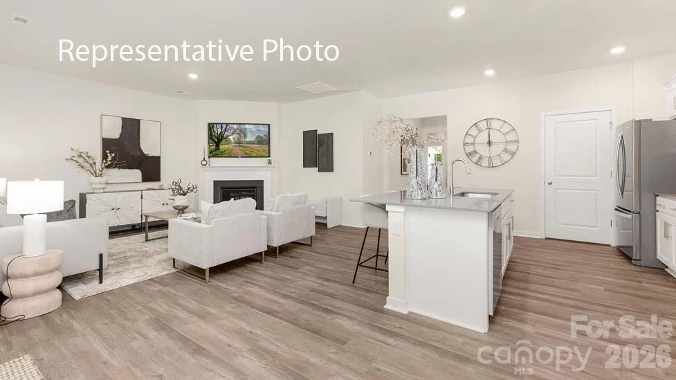 596 17th Avenue Drive - Photo 6