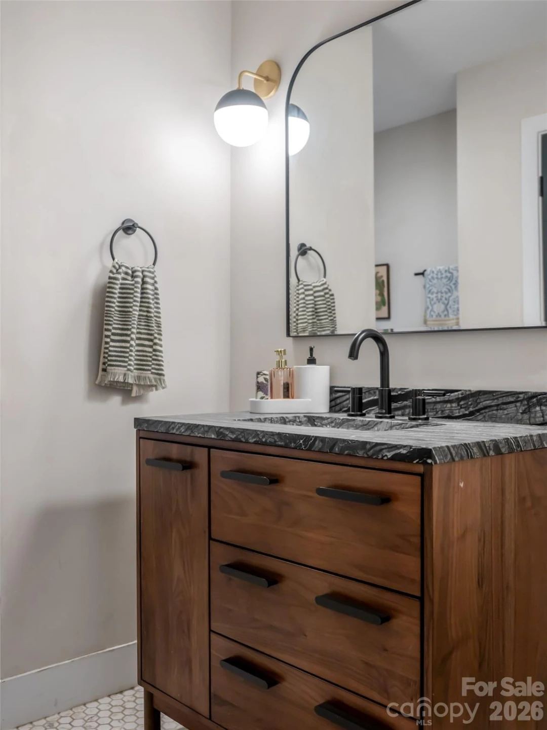 70 Michigan Avenue - Photo 21