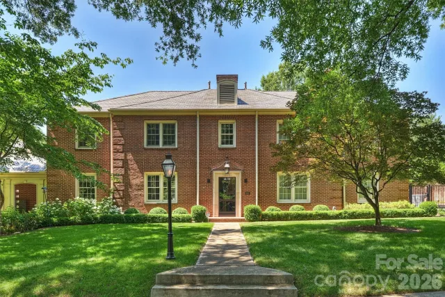 930 Ardsley Road, Charlotte, NC, 28207
