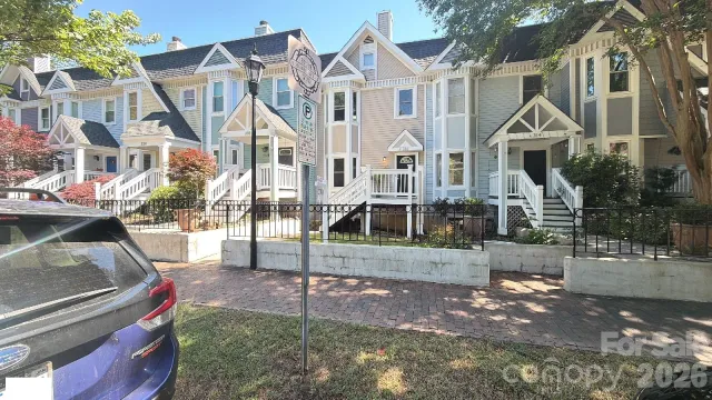 316 10th Street