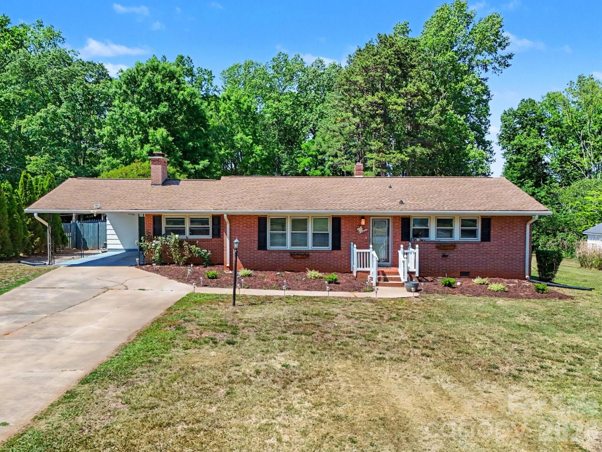 1210 Edgedale Drive - Photo 2