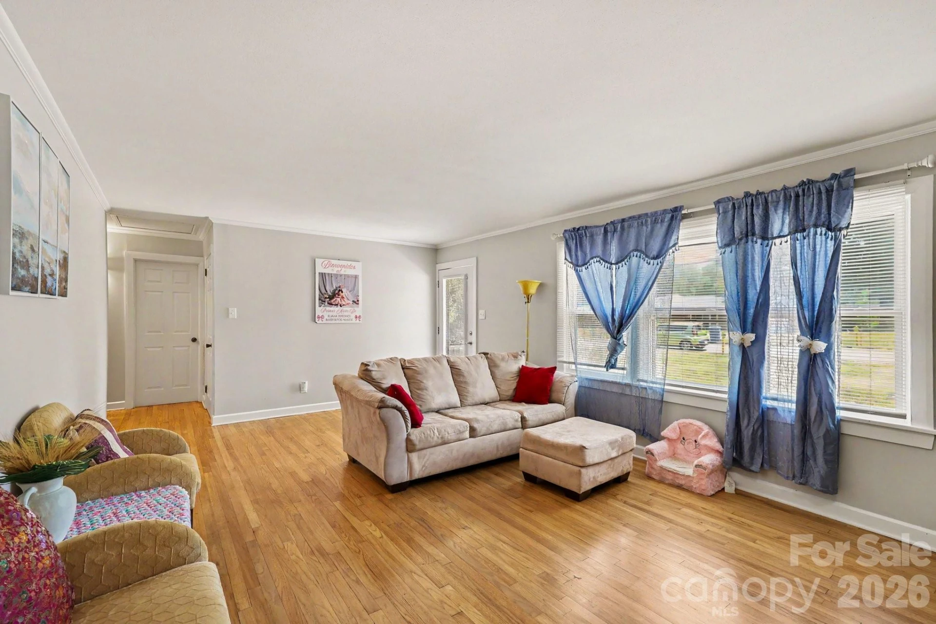 1210 Edgedale Drive - Photo 4