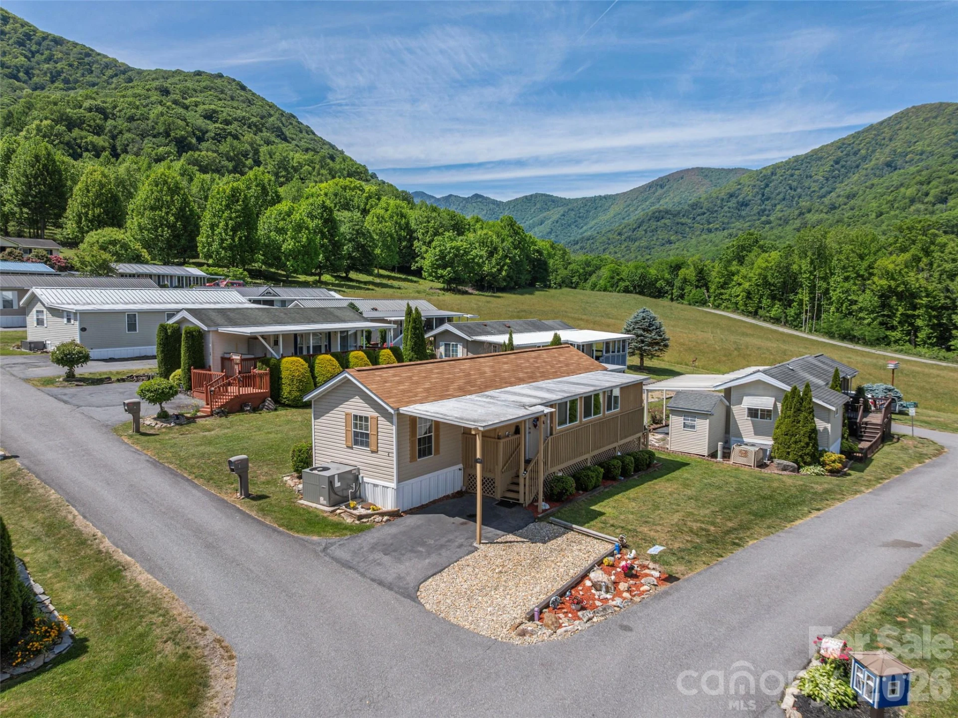 4 Levi Downs - Photo 17