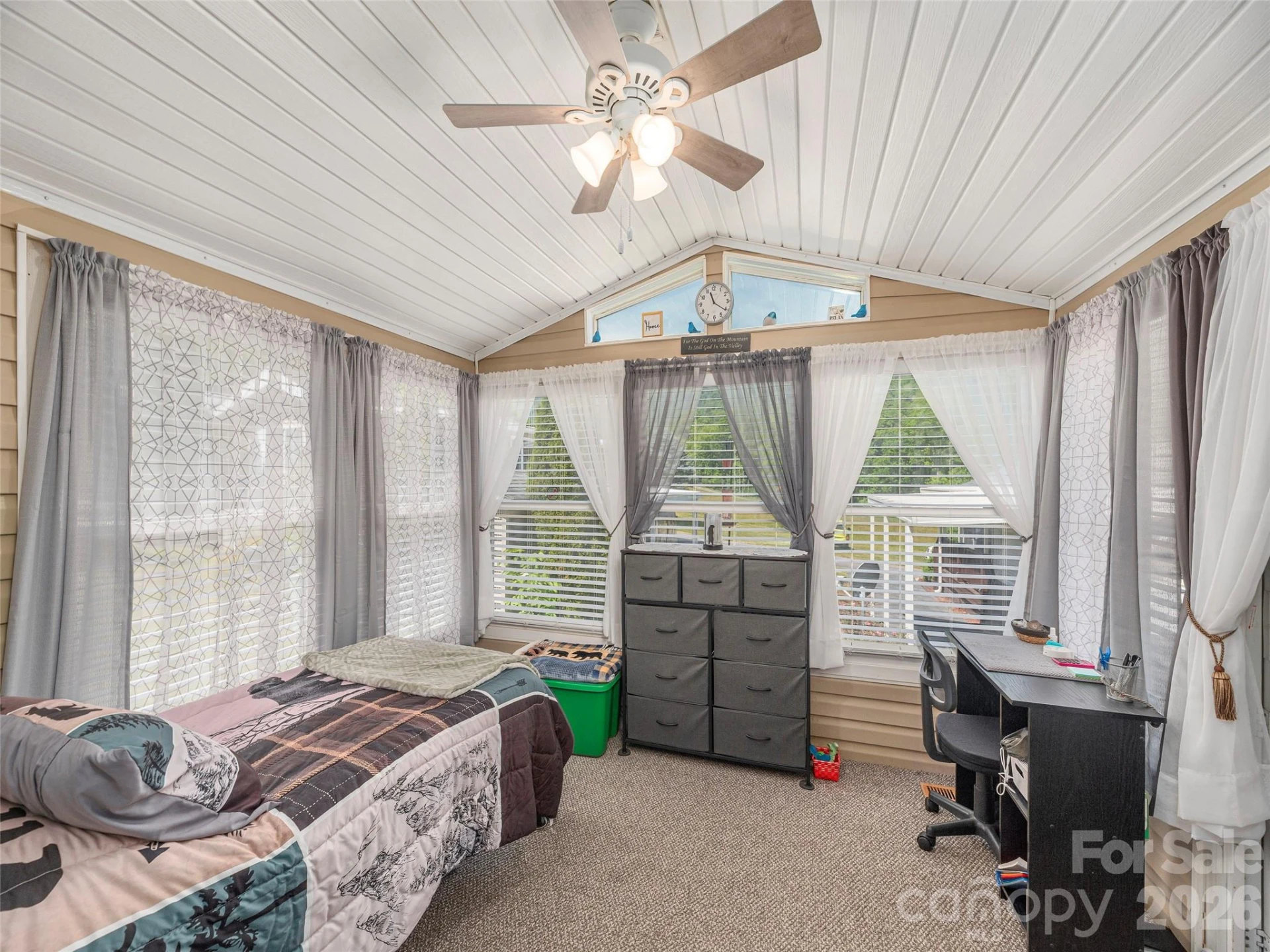 4 Levi Downs - Photo 10