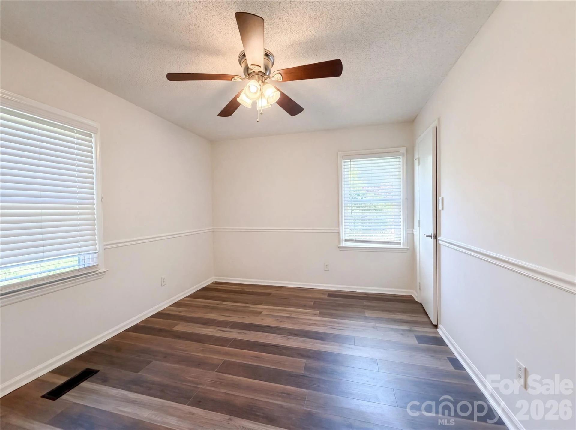 6727 Glenmoor Drive - Photo 12