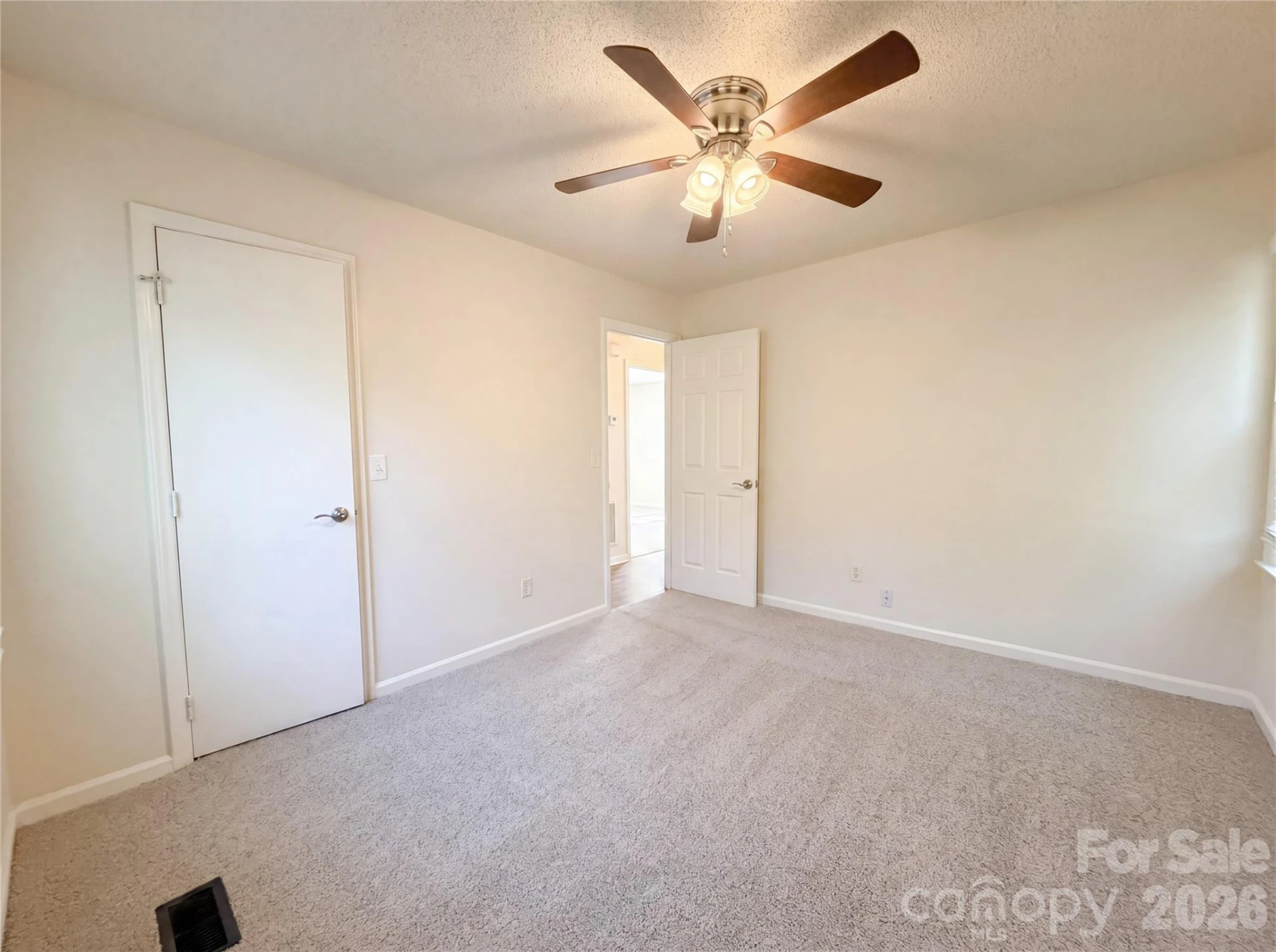 6727 Glenmoor Drive - Photo 10