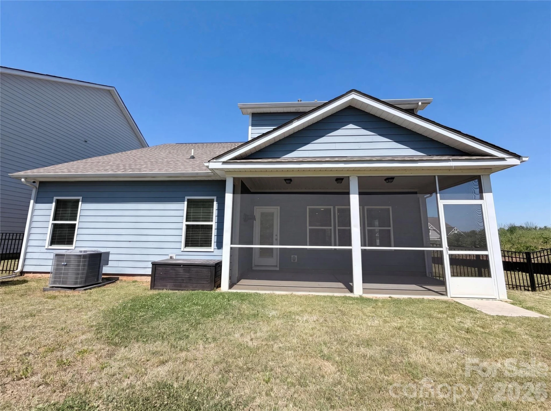 194 Canada Drive - Photo 5