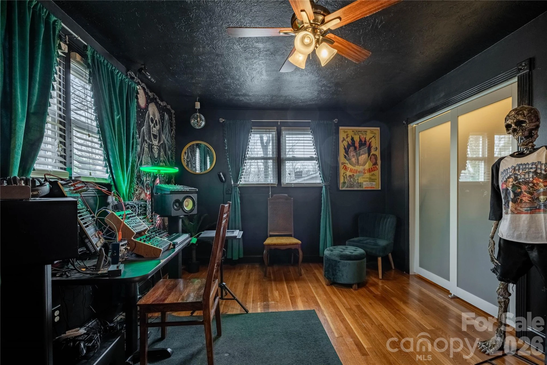 200 Falls Street - Photo 9