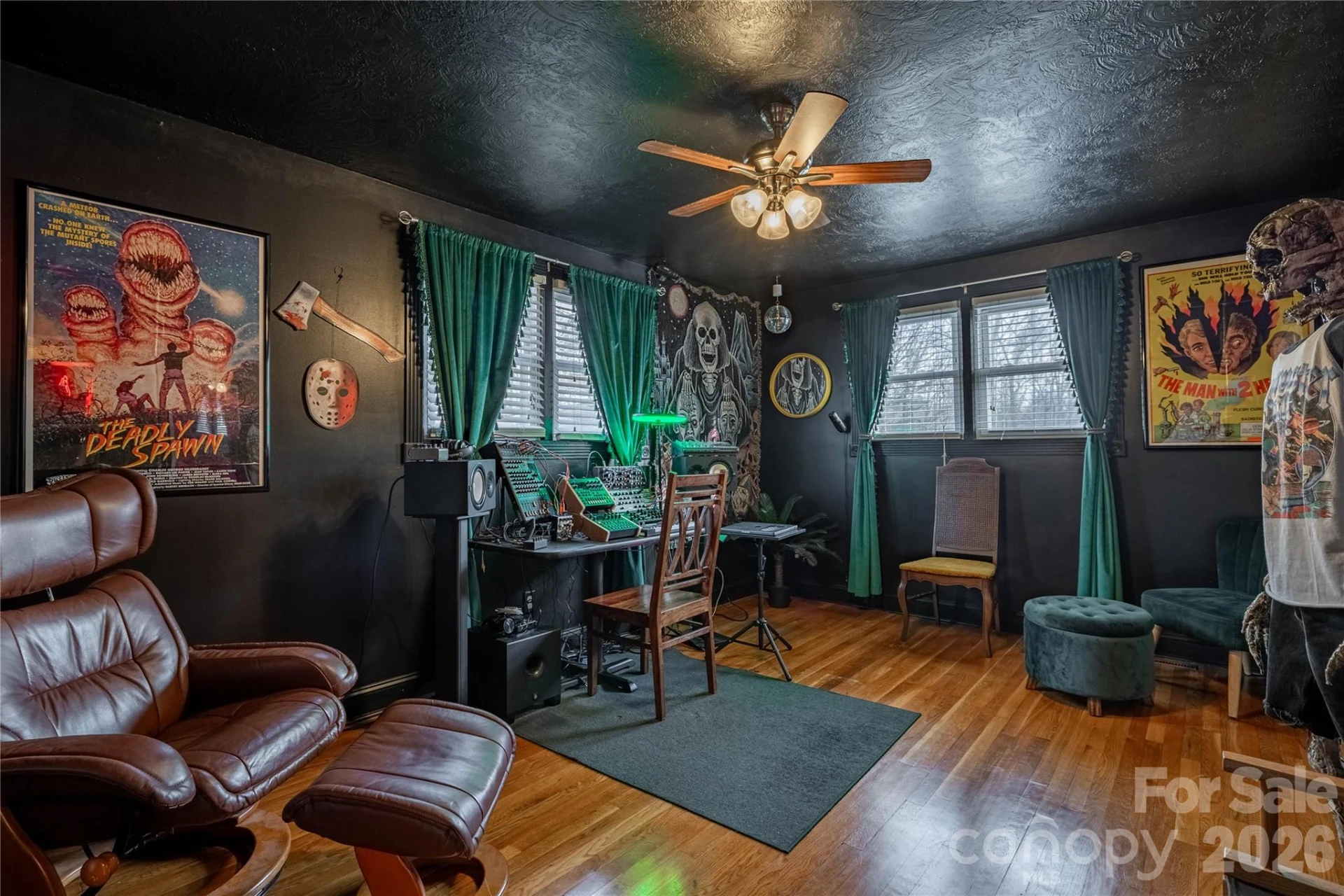 200 Falls Street - Photo 10