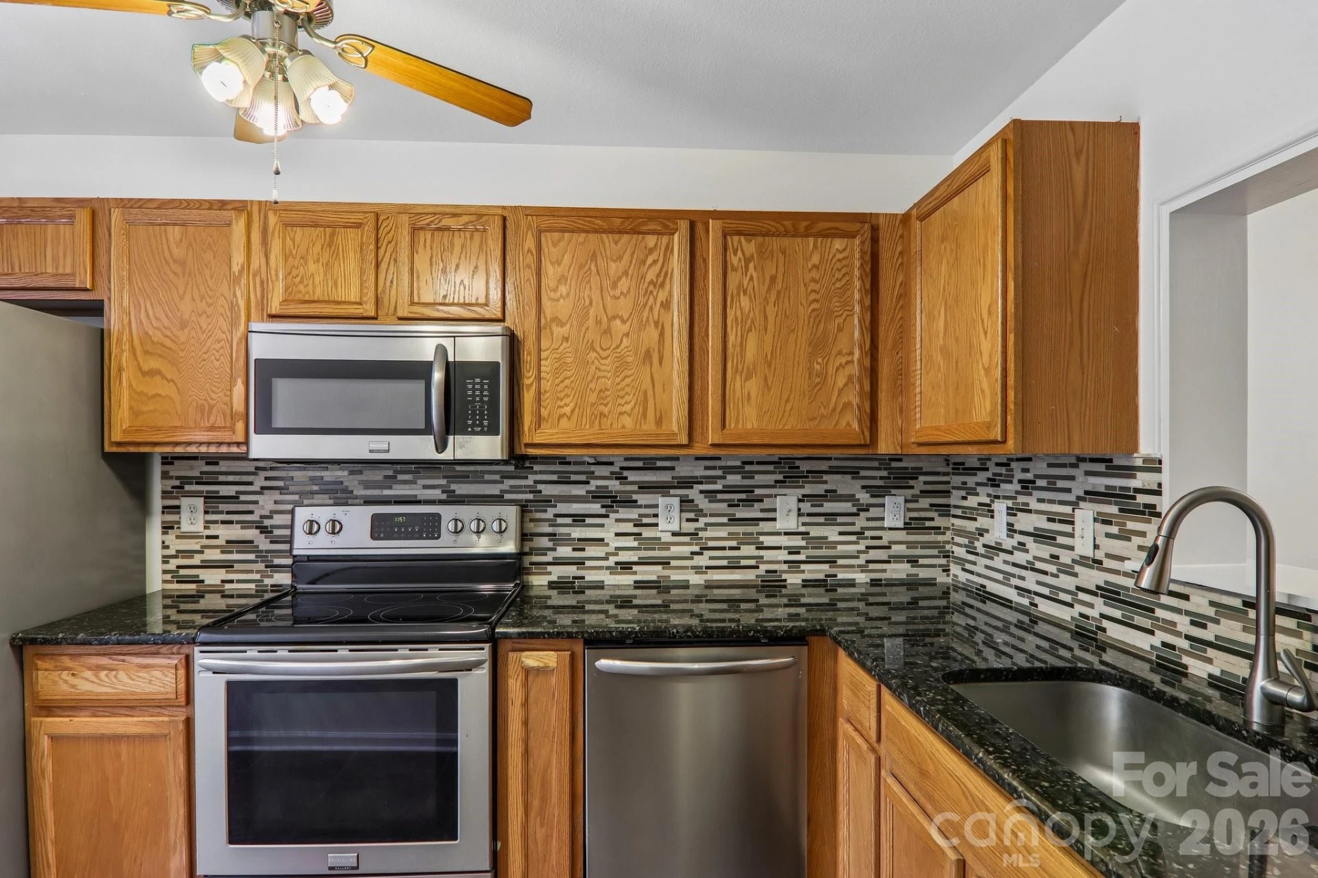 515 Carrington Place #515 - Photo 5