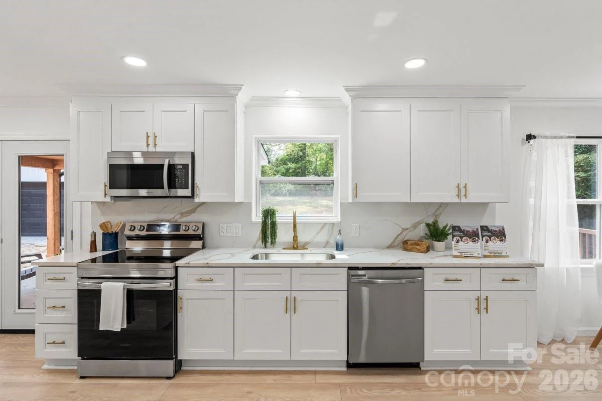 5910 Grosner Place - Photo 4