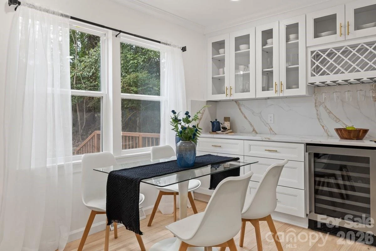 5910 Grosner Place - Photo 6