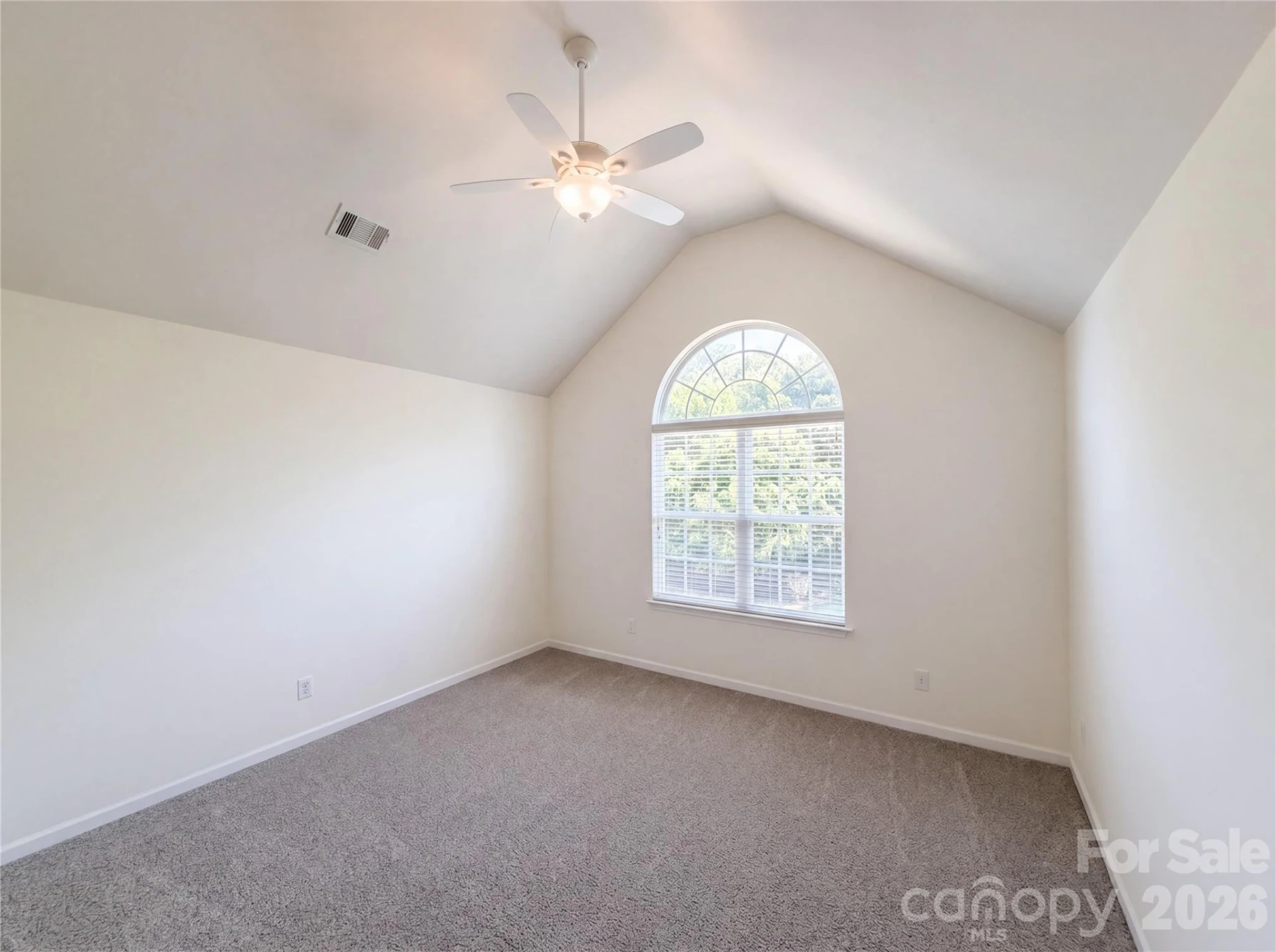10050 Montrose Drive - Photo 10