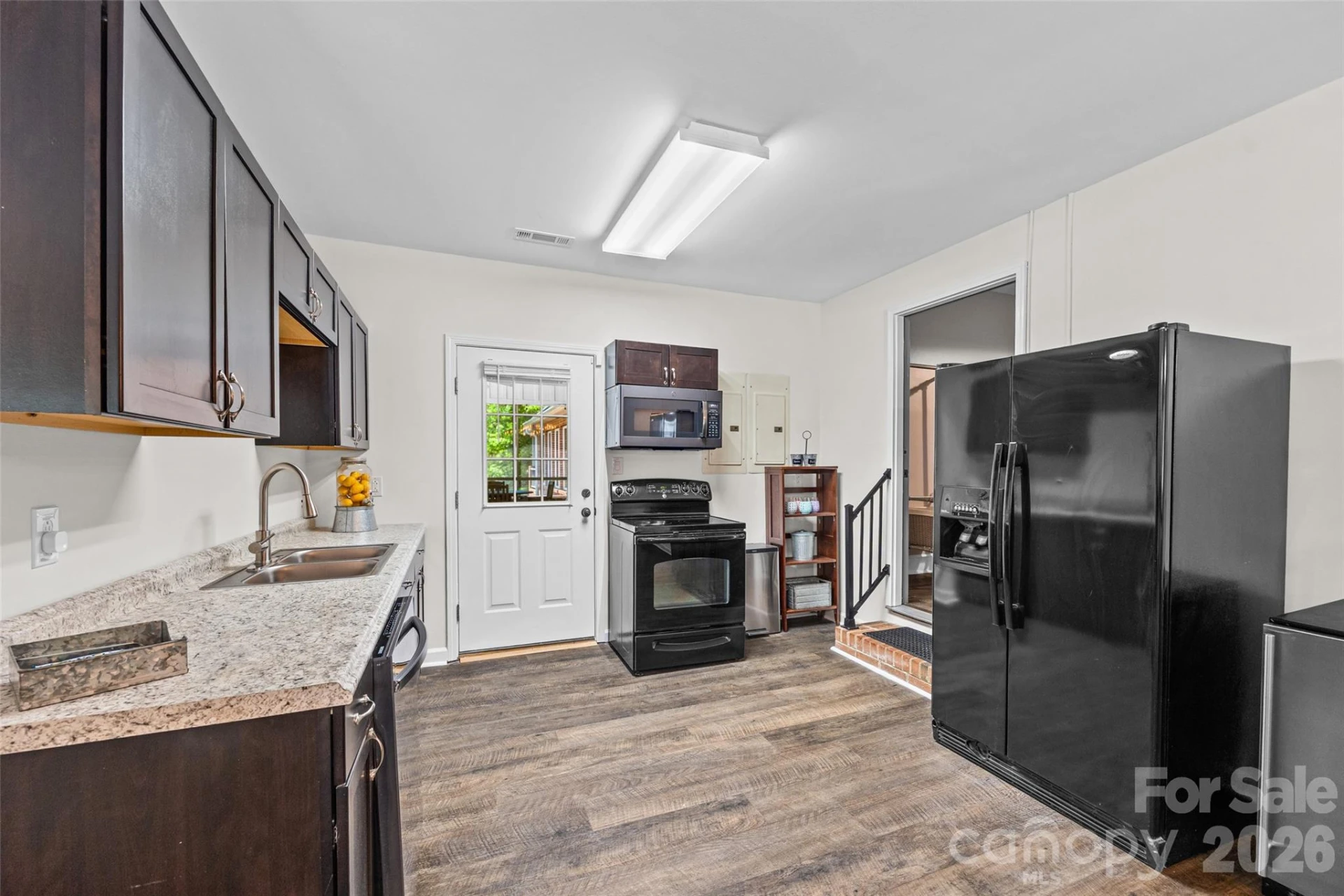 16105 Langston Drive - Photo 28