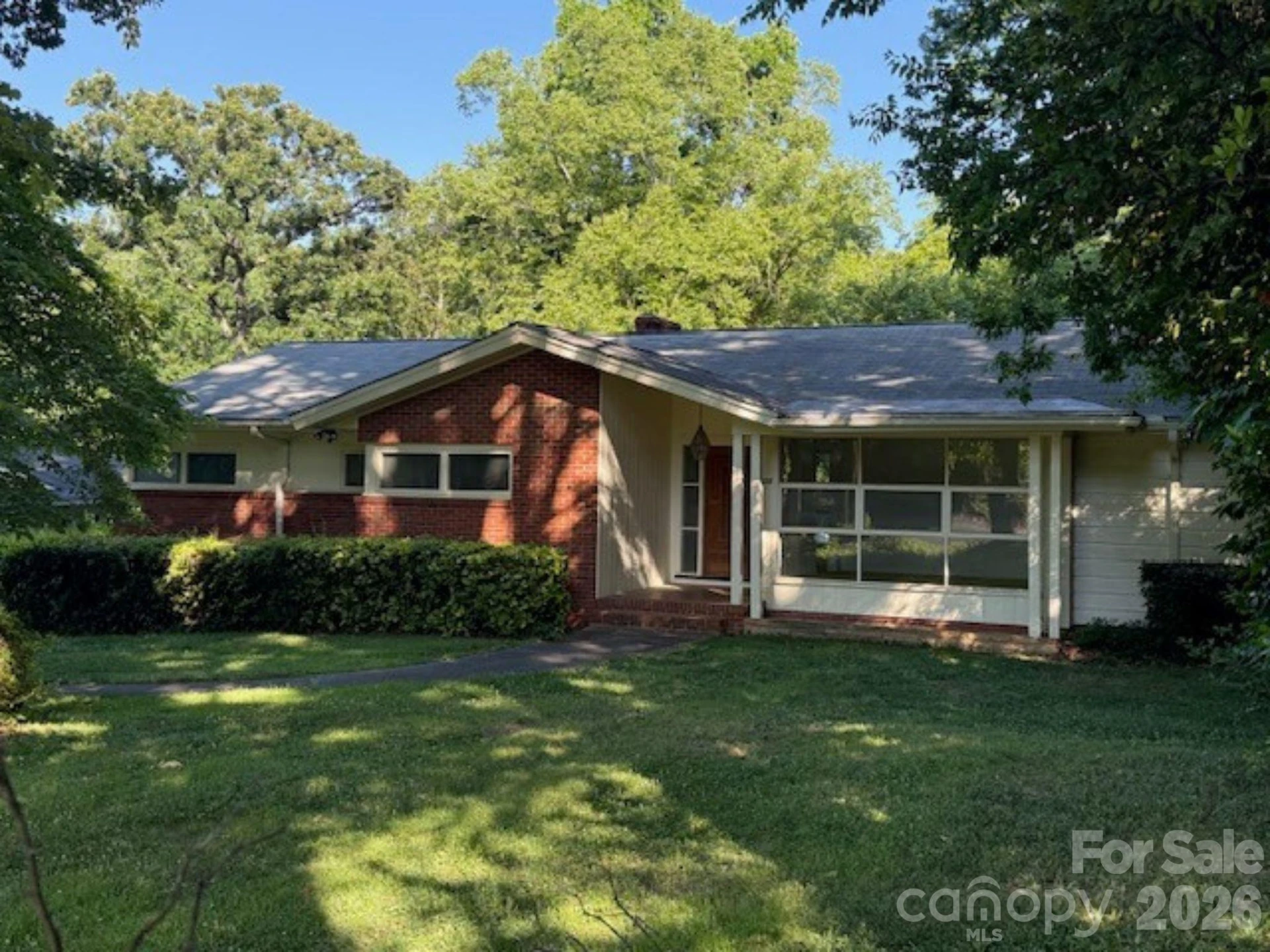 2028 Ferncliff Road - Photo 2