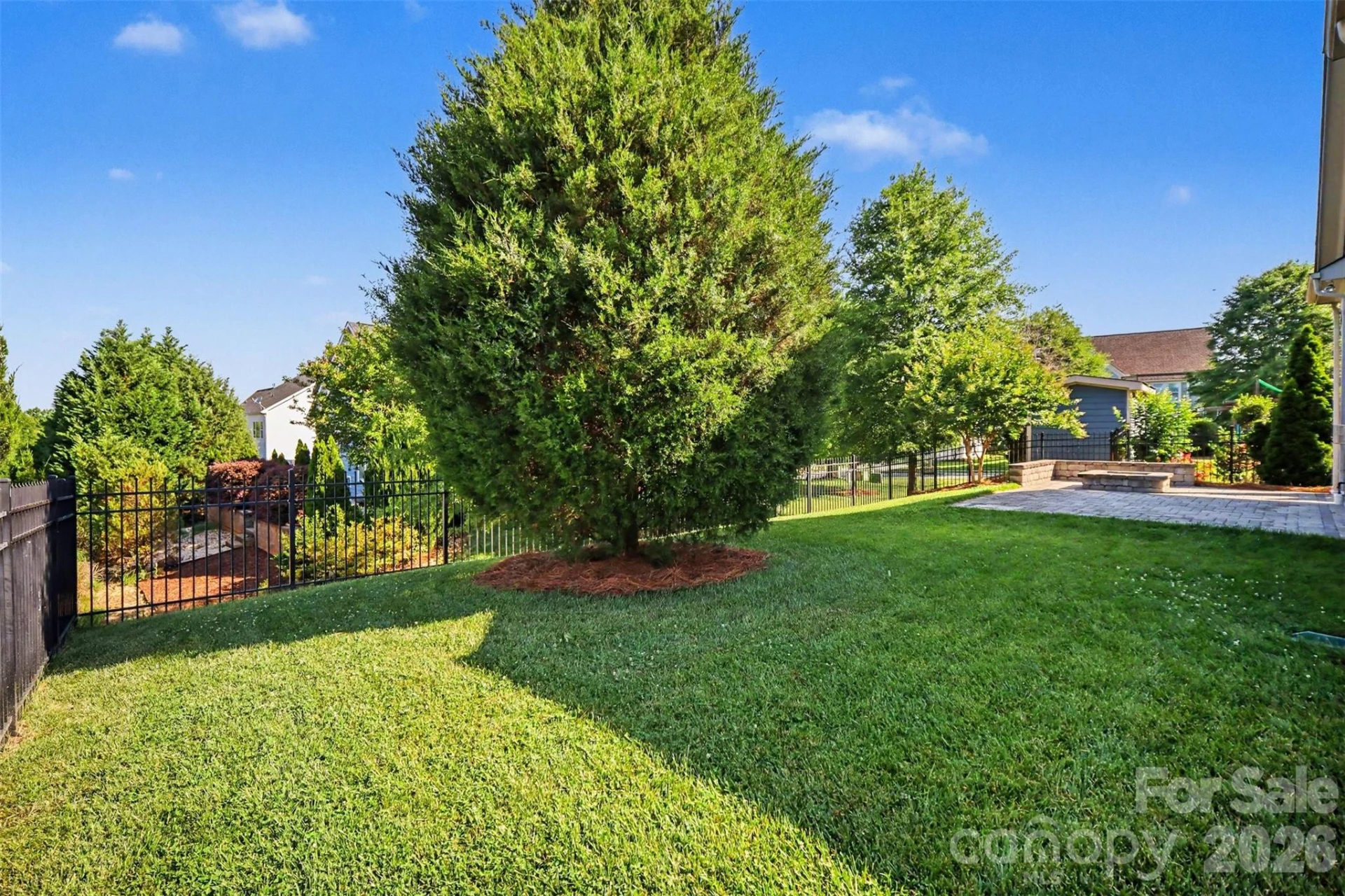 221 Hampton Trail Drive - Photo 45
