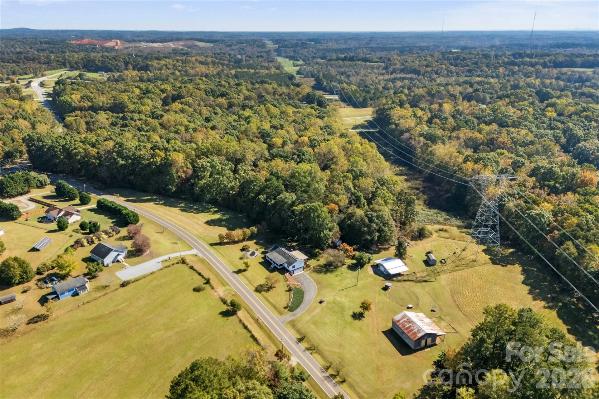 320 Huffstetler Lake Road - Photo 2