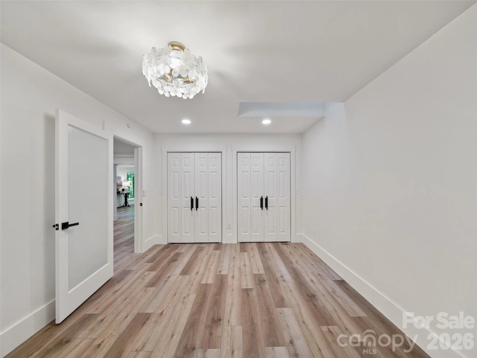 81 Summer Trees Lane - Photo 8